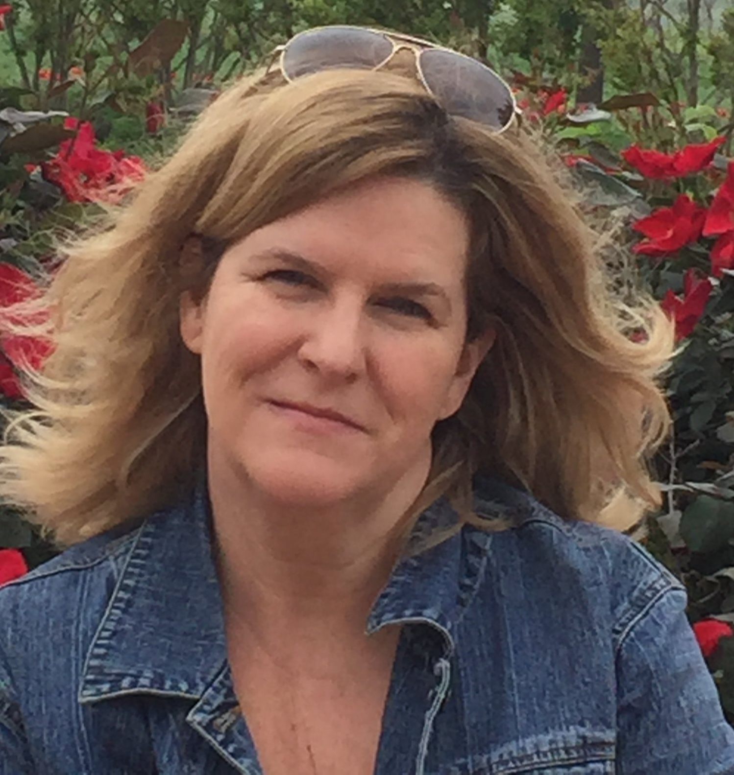 Stephanie Painting Outdoors